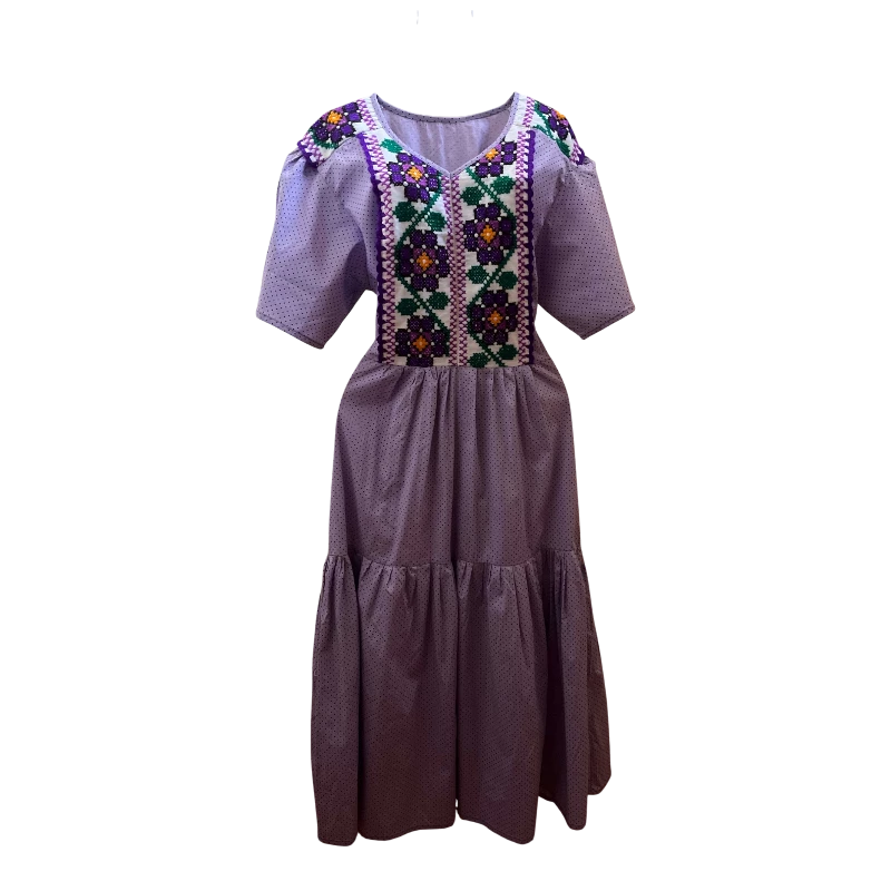 PROMOCIÓN VESTIDO MORADO BORDADO  Pieza única de promoción  de $1,700 a $1,180