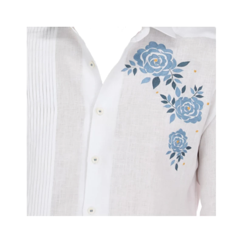 Guayabera Camasha modelo Yucatán